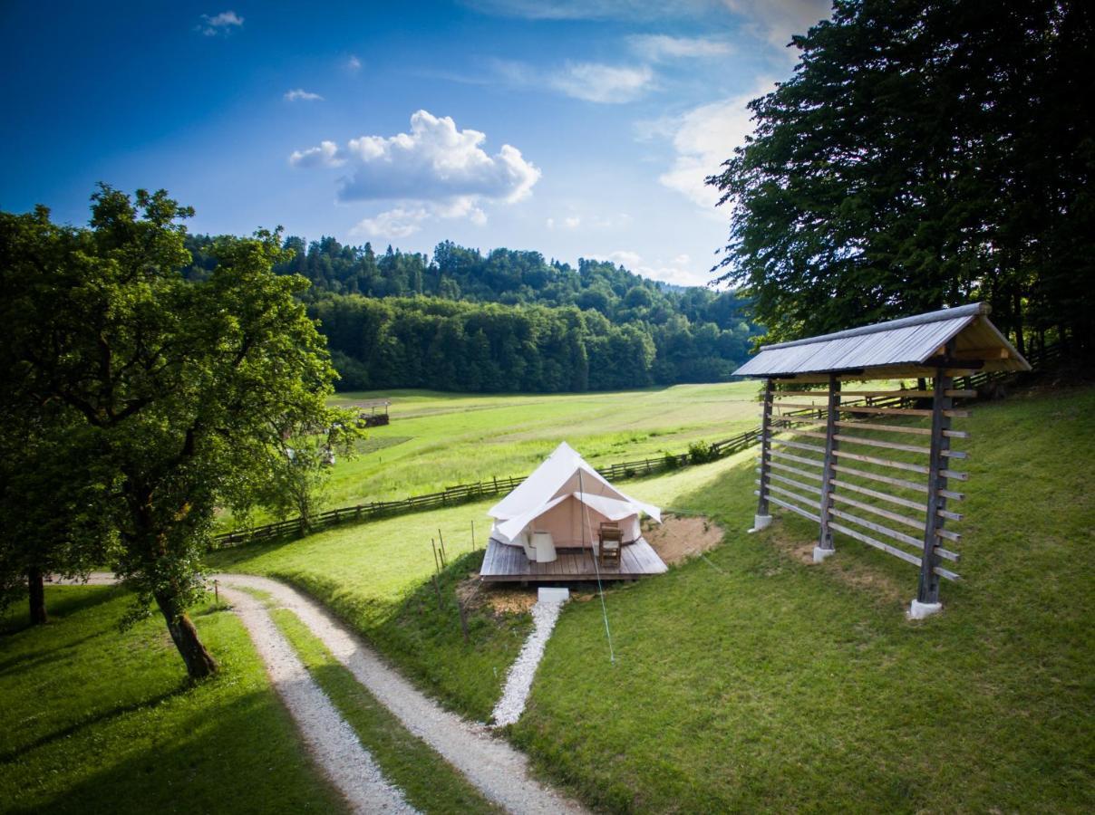 Puzman Farm Glamping Villa Radovljica Luaran gambar