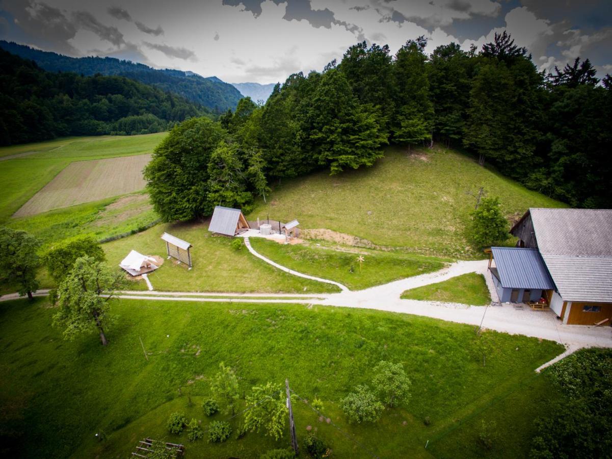 Puzman Farm Glamping Villa Radovljica Luaran gambar