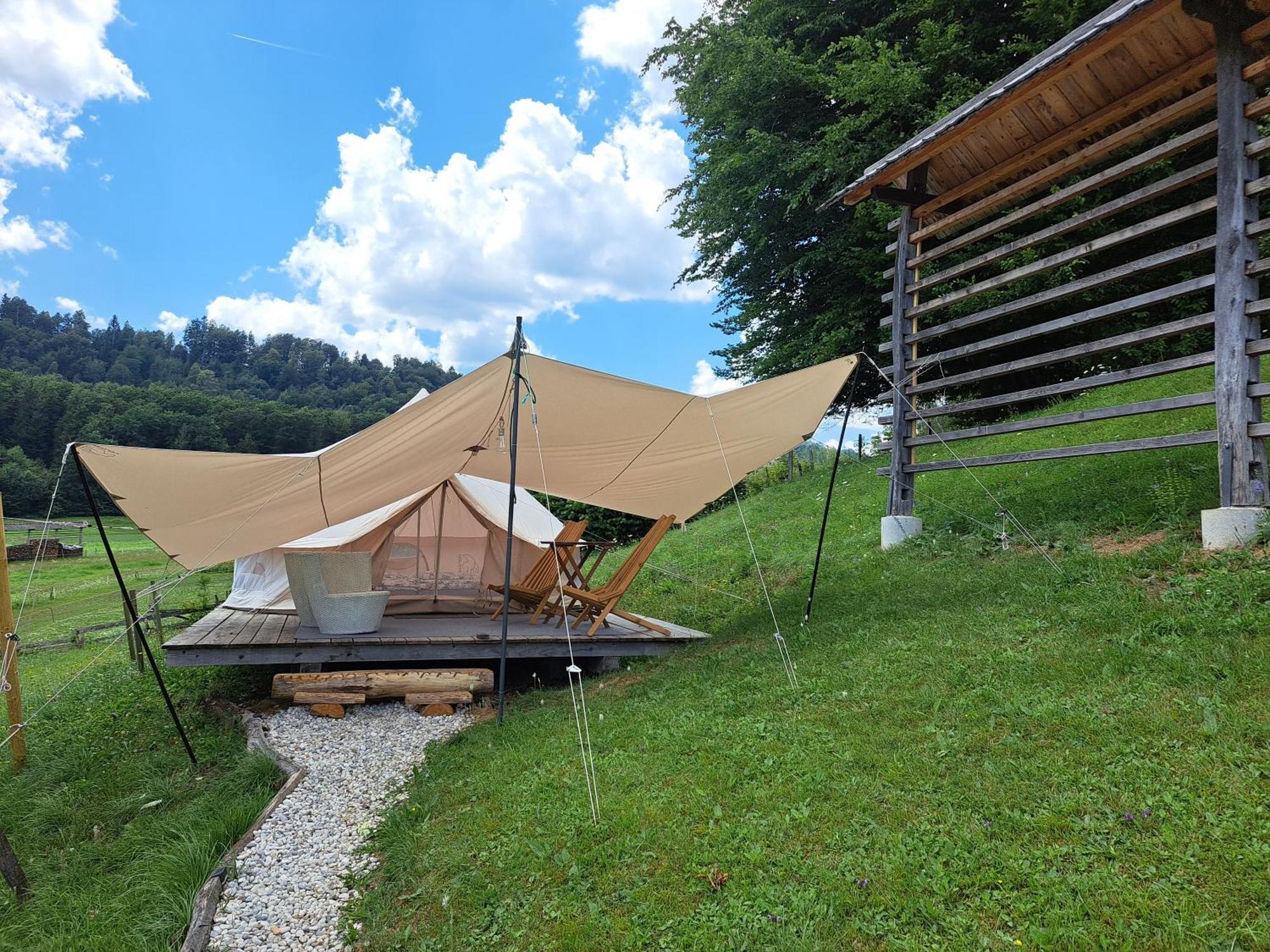 Puzman Farm Glamping Villa Radovljica Luaran gambar