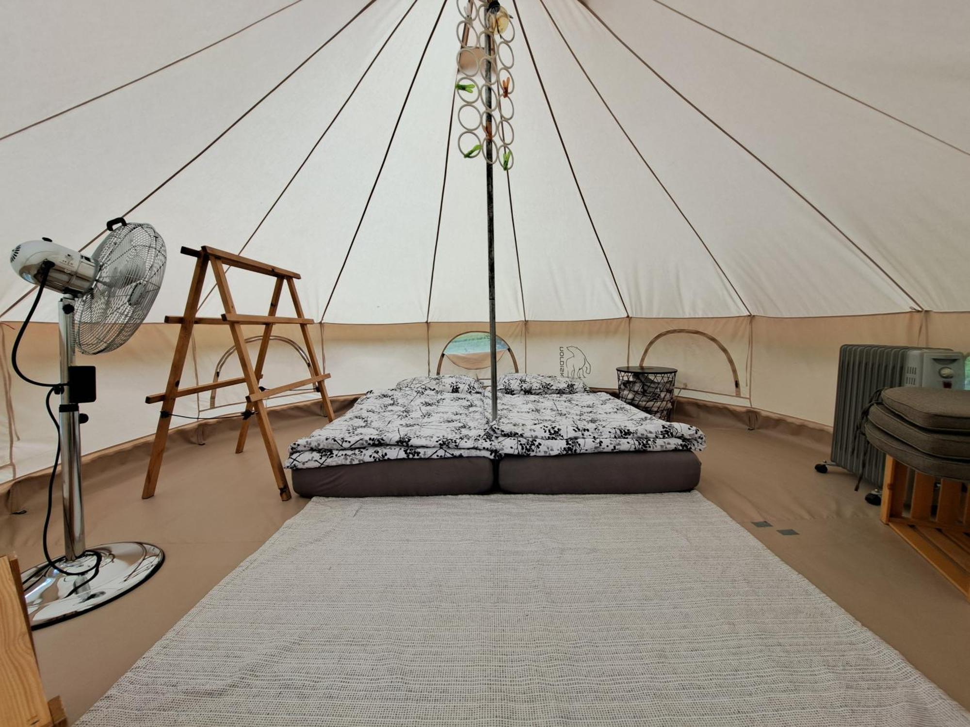 Puzman Farm Glamping Villa Radovljica Luaran gambar