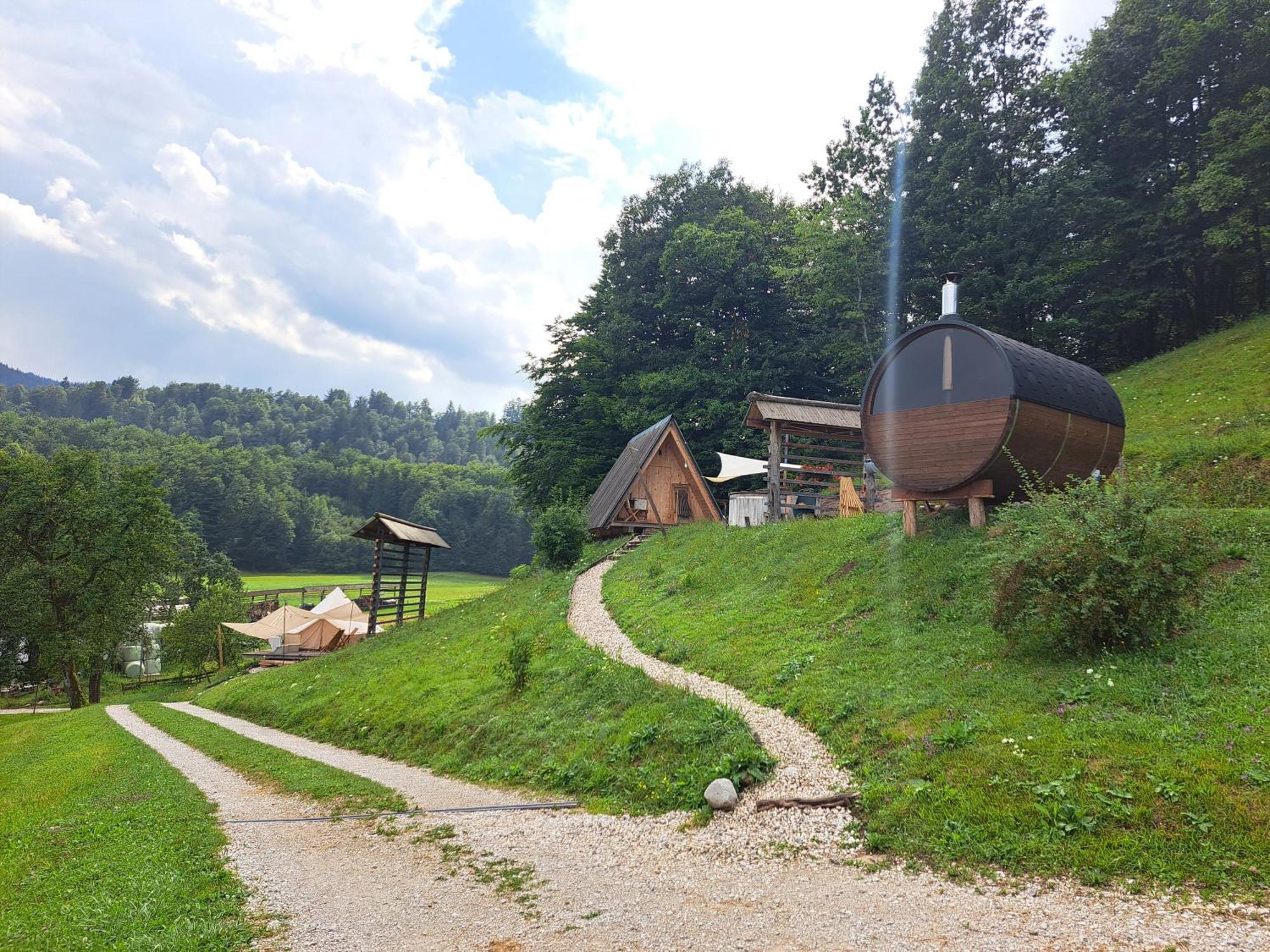 Puzman Farm Glamping Villa Radovljica Luaran gambar