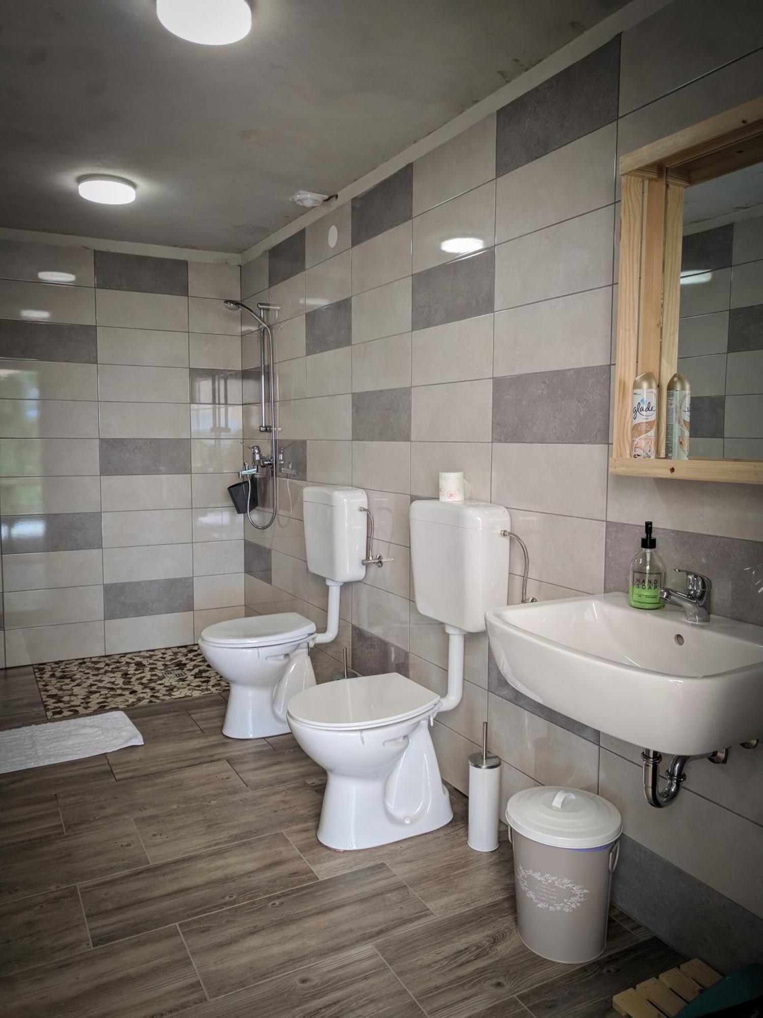 Puzman Farm Glamping Villa Radovljica Luaran gambar